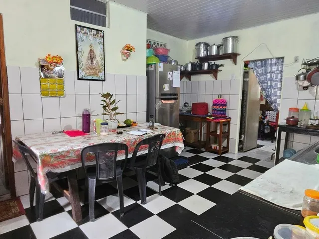 Imagem 3: Casa ampla com comércio ativo no bairro 40 Horas em Ananindeua