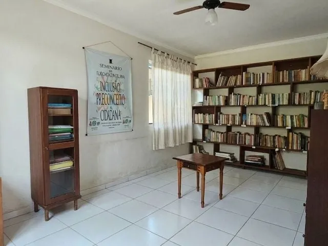 Imagem 14: Casa à Venda no Cypress Garden com Lazer Completo e Segurança 24h