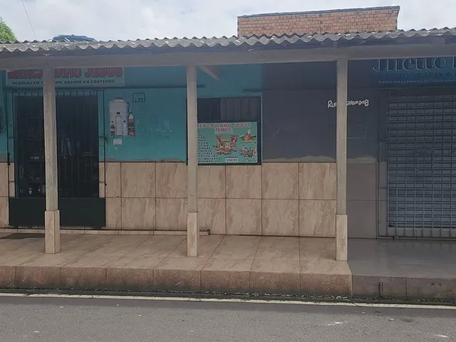 Imagem 7: Casa à venda no 40 Horas com 2 pontos comerciais