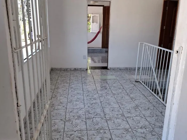 Imagem 13: Oportunidade no P.A. Cabral! Imóvel com 234m² e Duas Residências no Mesmo Terreno
