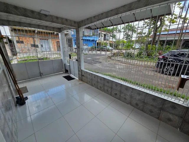 Imagem 7: Casa Ampla com 2 Moradias Independentes no P.A. Cabral – Ideal para Morar e Investir