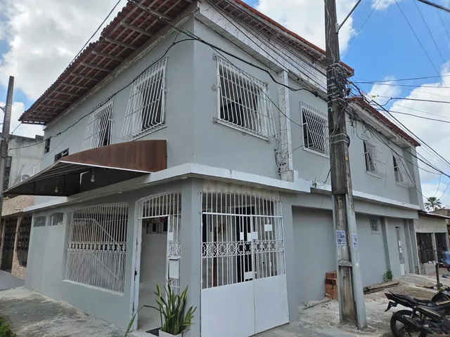 Imagem 10: Casa Ampla com 2 Moradias Independentes no P.A. Cabral – Ideal para Morar e Investir