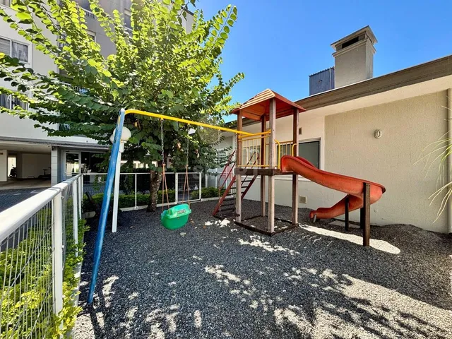 Imagem 16: Apartamento 3 Quartos (1 Suíte) Semimobiliado no Czerniewicz