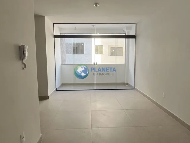 Imagem 2: Apartamento| 2 Quartos - sendo uma suíte | 2 Banhos | 1 Vaga