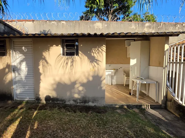 Imagem 7: Casa Alto Padrão com 5 Quartos, 4 Suítes e Piscina em Esmeraldas