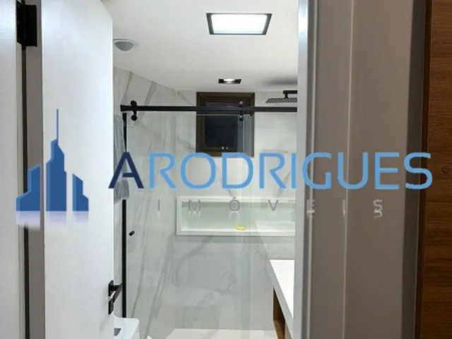 Imagem 7: Venda de Apartamento de Alto Padrão na Barra - Salvador-BA: 4 suítes, Closet, 3 Vagas