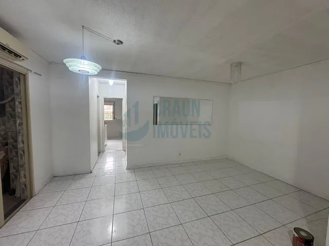 Imagem 4: Apartamento 2 Dormitórios Térreo SEM BOX em excelente localização proximo ao Shopping