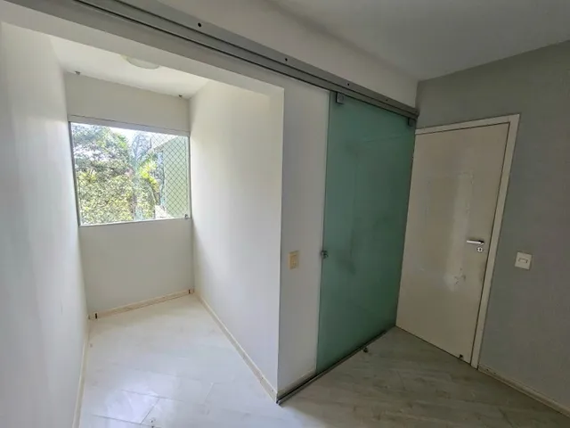 Imagem 3: SQN 310 - BLOCO A - VENDA APARTAMENTO - 3° ANDAR, DESOCUPADO, 02 QUARTOS