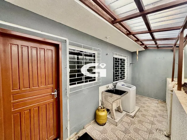 Imagem 3: Casa térrea em condomínio com 2 quartos no Santa Cândida e vaga de garagem - Curitiba
