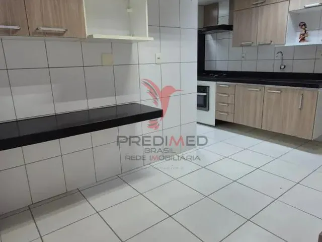 Imagem 2: Apartamento de 3 Quartos no Bairro dos Estados. 2 Vagas de Garagem
