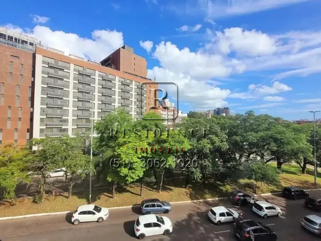 Imagem 5: Sala Comercial de Alto Padrão para Locação em Porto Alegre - 3 Salas, 1 Banheiro