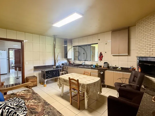Imagem 10: Chácara em São José dos Pinhais, perto de Curitiba, local alto, casa medindo