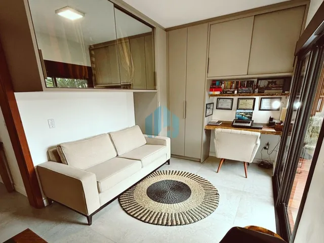 Imagem 12: Linda Casa de Alto Padrão com Vista Panorâmica, Entre o Loteamento Panorâmico e a