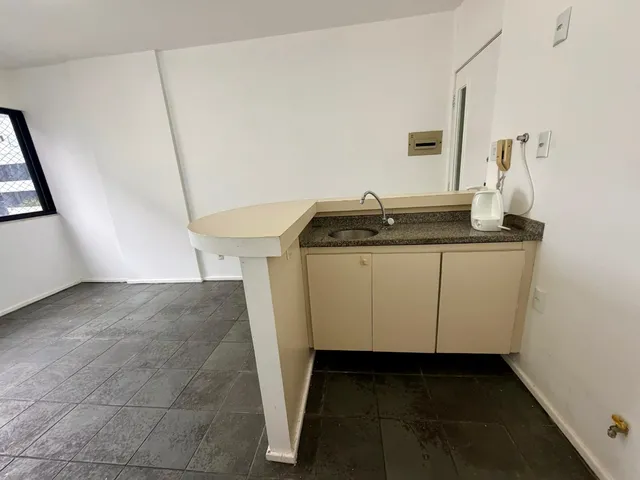 Imagem 11: Apartamento à Venda na Graça, Salvador-BA: 1 quarto, 1 suíte, 1 sala, 1 banheiro, 1