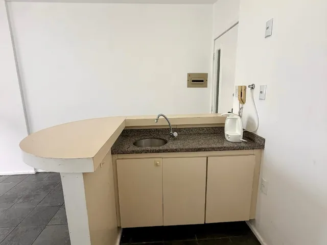 Imagem 3: Apartamento à Venda na Graça, Salvador-BA: 1 quarto, 1 suíte, 1 sala, 1 banheiro, 1