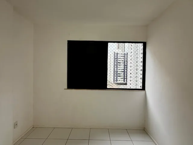 Imagem 7: Apartamento à Venda na Graça, Salvador-BA: 1 quarto, 1 suíte, 1 sala, 1 banheiro, 1