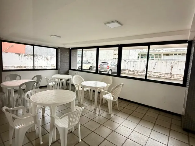 Imagem 15: Apartamento à Venda na Graça, Salvador-BA: 1 quarto, 1 suíte, 1 sala, 1 banheiro, 1