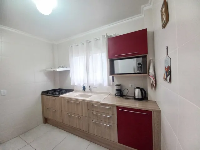 Imagem 8: Apartamento para Locação Anual com 3 dormitórios sendo 1 suíte com Vista Parcial