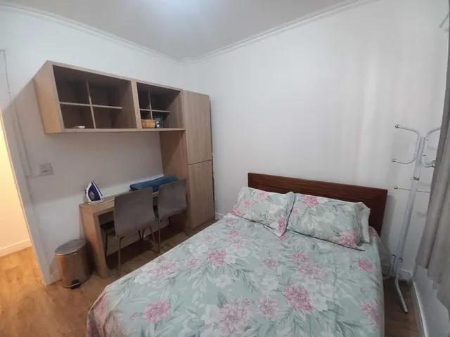 Imagem 2: Apartamento para Locação Anual com 3 dormitórios sendo 1 suíte com Vista Parcial