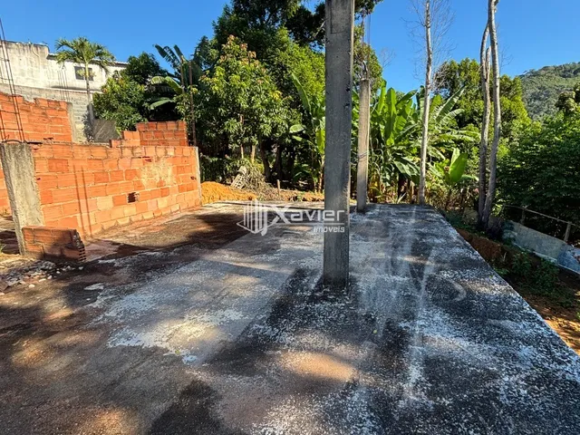 Imagem 12: Terreno com 4.162 m² à Venda em Raspado de Tartaruga, Guarapari - Casa em Construção