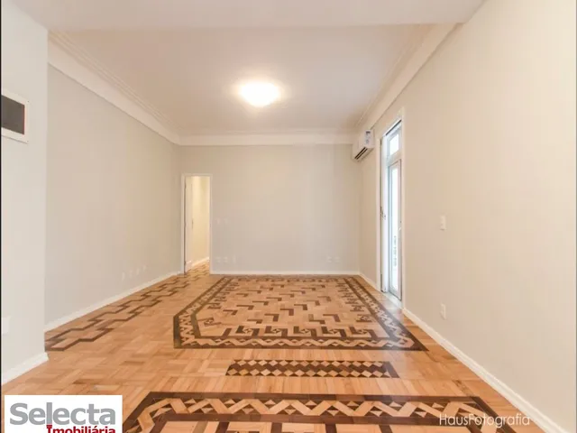 Imagem 3: Apartamento super reformado, moderno, no ponto mais nobre de Copacabana (Posto 6, quase