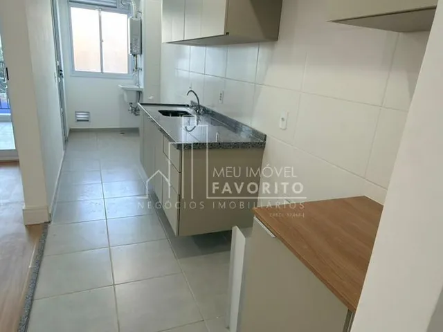 Imagem: O apartamento possui 1 Dormitório, 1 Suíte, 2 Banheiros,