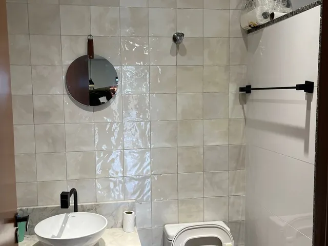 Imagem 8: Imperdível Casa à Venda em Guaratuba-PR, Bairro Nereidas: 3 Quartos, 2 Banheiros, 5