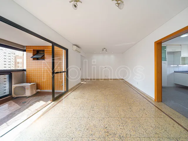 Imagem 11: Vizcaya - Apartamento 3 dorm e 3 vagas de garagem