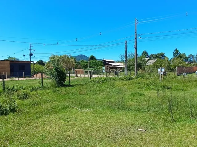 Imagem 2: Terreno à venda em Imbituba-SC, bairro Campo Duna, 376m² de área. Venha conferir essa