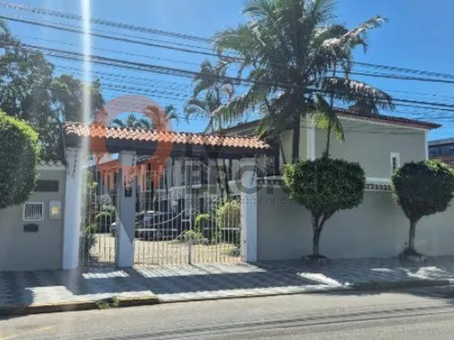 Imagem: Sobrado em Condominio 100 Metros da Praia