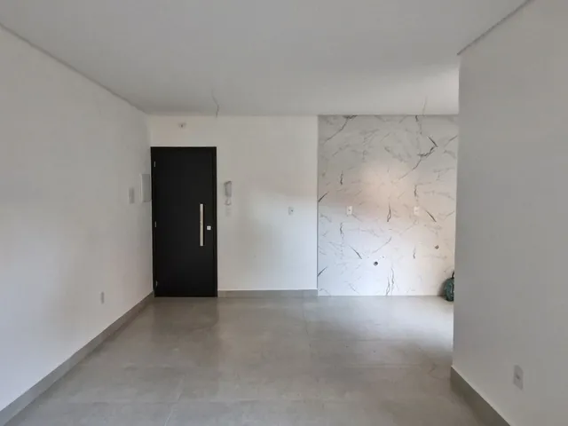 Imagem: O apartamento possui 3 Dormitórios, 1 Suíte, 2 Banheiros,