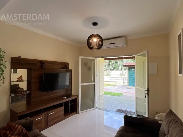 Imagem 5: Locação Anual em Condominio - Casa Climatizada, 2 Dormitorios