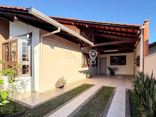Imagem 8: Casa Semimobiliada com 5 Dormitórios sendo 1 Suíte na Itoupava Norte!