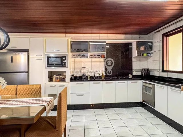 Imagem 11: Casa Semimobiliada com 5 Dormitórios sendo 1 Suíte na Itoupava Norte!