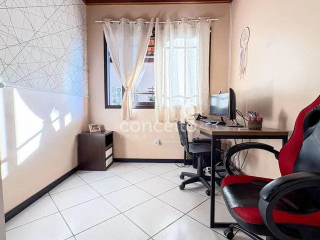 Imagem 7: Casa Semimobiliada com 5 Dormitórios sendo 1 Suíte na Itoupava Norte!
