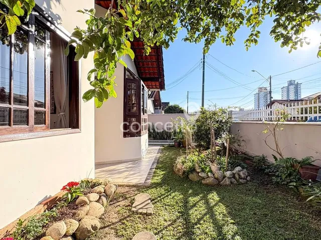 Imagem 13: Casa Semimobiliada com 5 Dormitórios sendo 1 Suíte na Itoupava Norte!