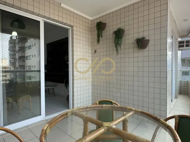 Imagem: O apartamento possui 2 Dormitórios, 1 Suíte, 1 Banheiro,