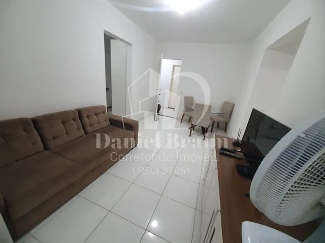 Imagem: O apartamento possui 2 Dormitórios, 1 Suíte, 2 Banheiros,