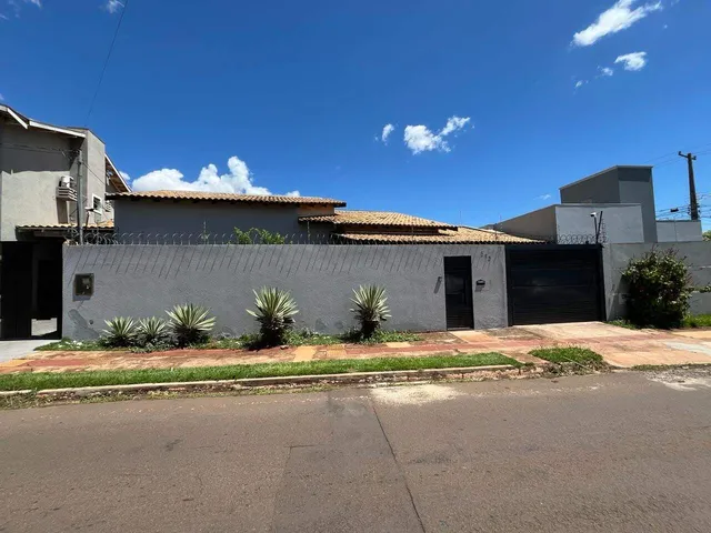 Imagem: Casa ampla e muito bem localizada no Vilas