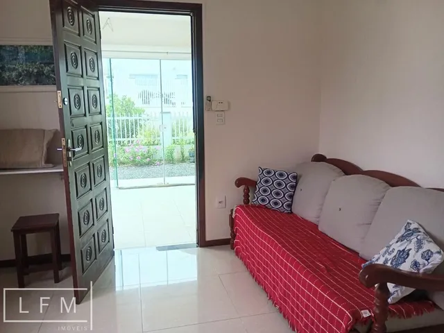 Imagem 10: Casa a venda no centro de Balneario Picarras Sc