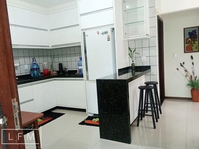 Imagem 5: Casa a venda no centro de Balneario Picarras Sc