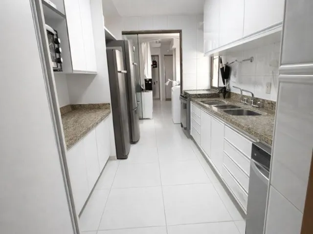 Imagem 2: OPORTUNIDADE NO PITUBA VILLE, APARTAMENTO COM 3 SUÍTES E COM EXCELENTE VENTILAÇÃO!