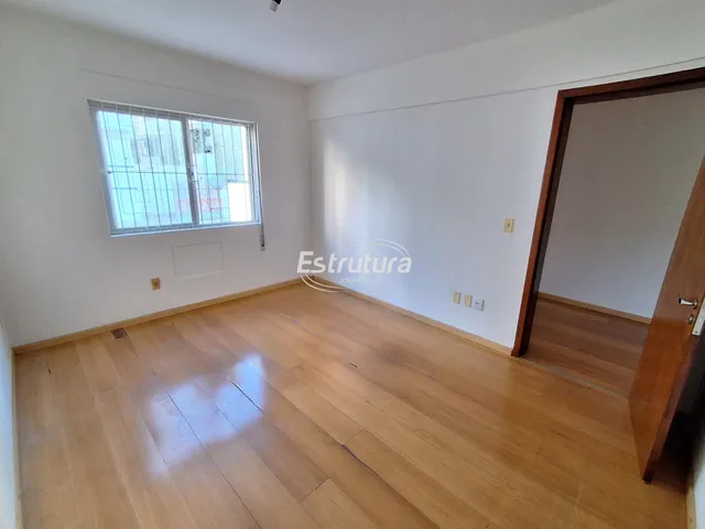 Imagem 2: Apartamento térreo em ótimo bairro