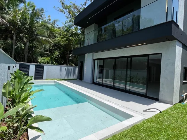 Imagem 15: Casa Alto Padrão em Praia do Estaleiro, Balneário Camboriú/SC