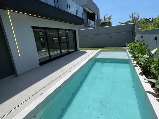 Imagem 14: Casa Alto Padrão em Praia do Estaleiro, Balneário Camboriú/SC