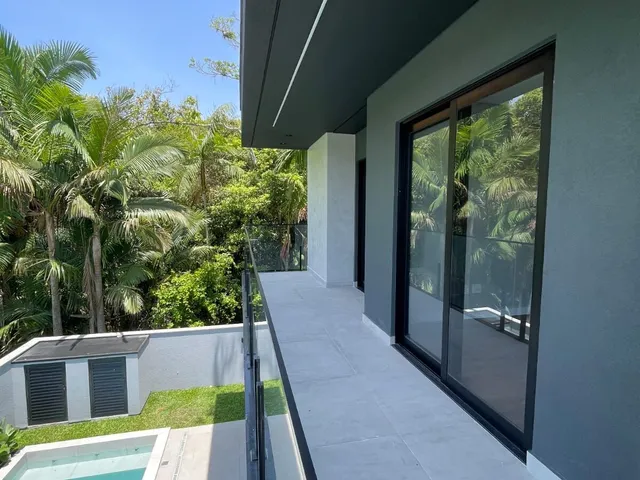 Imagem 4: Casa Alto Padrão em Praia do Estaleiro, Balneário Camboriú/SC