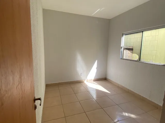 Imagem 9: Casa com quintal e 2 quartos para alugar em Senador Canedo