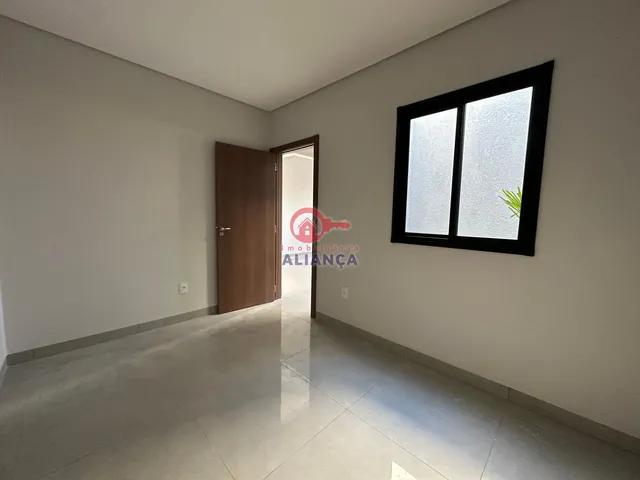 Imagem 3: CASA DISPONÍVEL PARA VENDA NO JARDIM CRISTO REI EM TOLEDO PR CASA AMPLA COM SOBRA DE