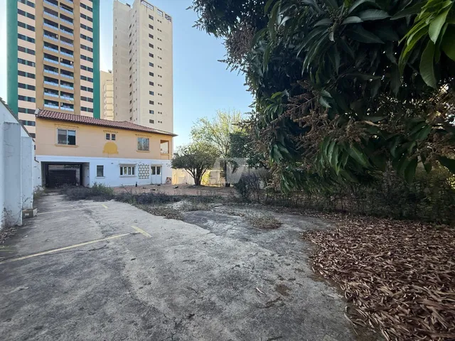 Imagem 14: Casa Comercial para Locação no Centro de Piracicaba-Sp: 4 Salas, 3 Banheiros, 24 Vagas - 323,04M² de Área!