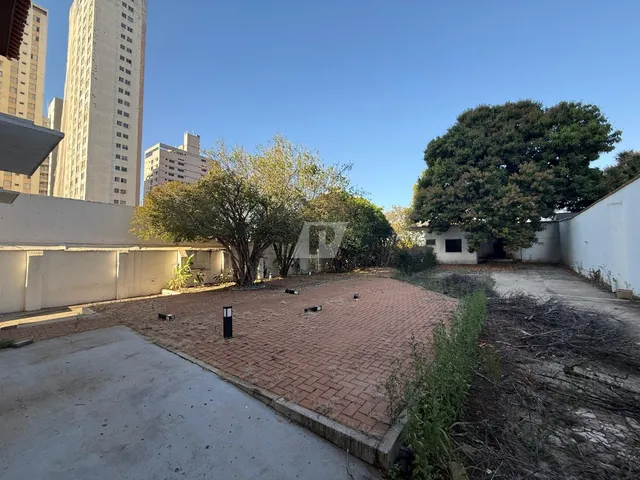 Imagem 9: Casa Comercial para Locação no Centro de Piracicaba-Sp: 4 Salas, 3 Banheiros, 24 Vagas - 323,04M² de Área!